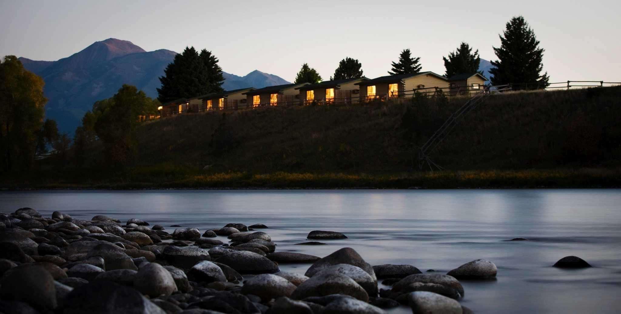 Yellowstone Valley Lodge, Ascend Hotel Collection Pray エクステリア 写真