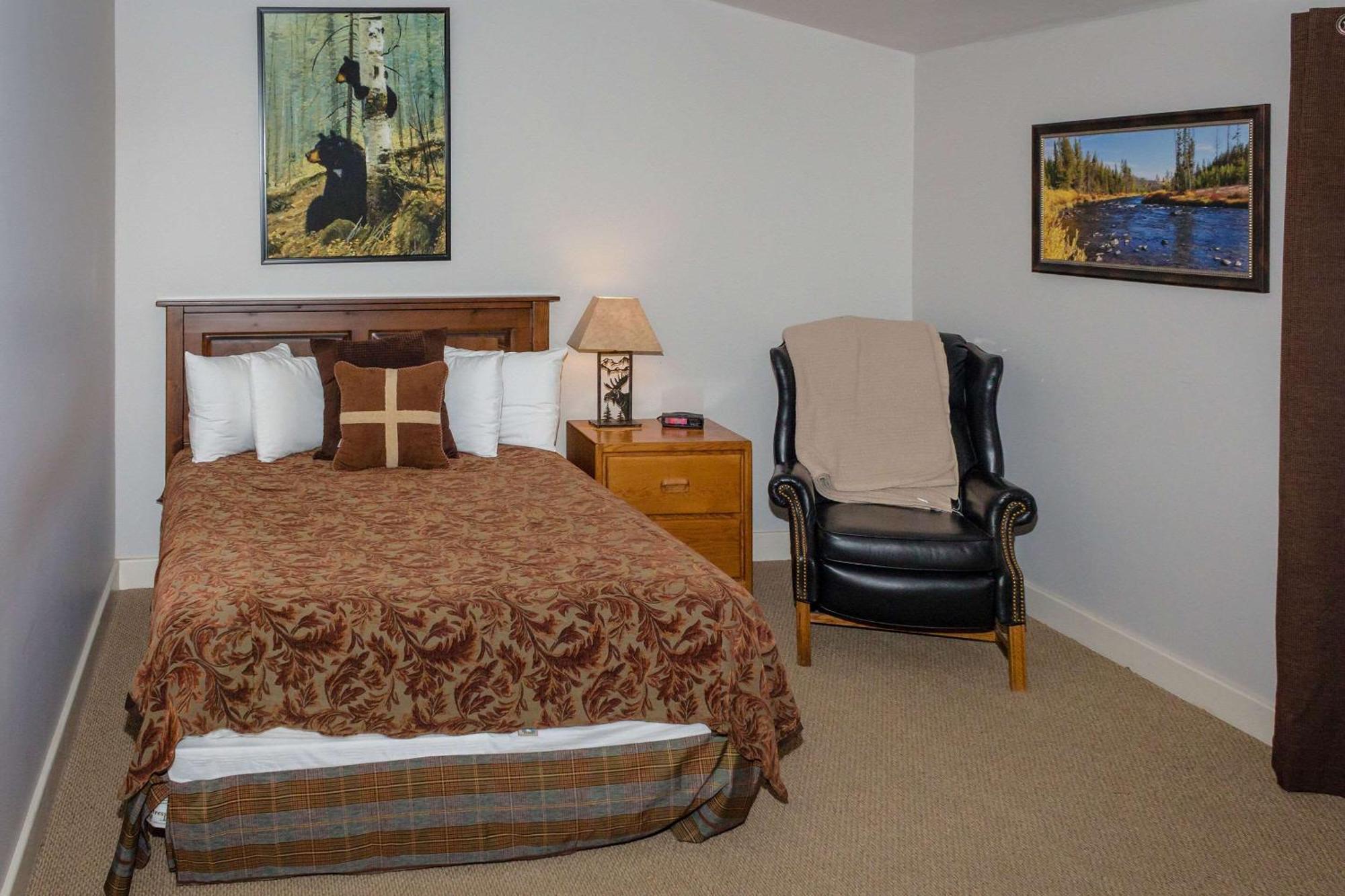 Yellowstone Valley Lodge, Ascend Hotel Collection Pray エクステリア 写真