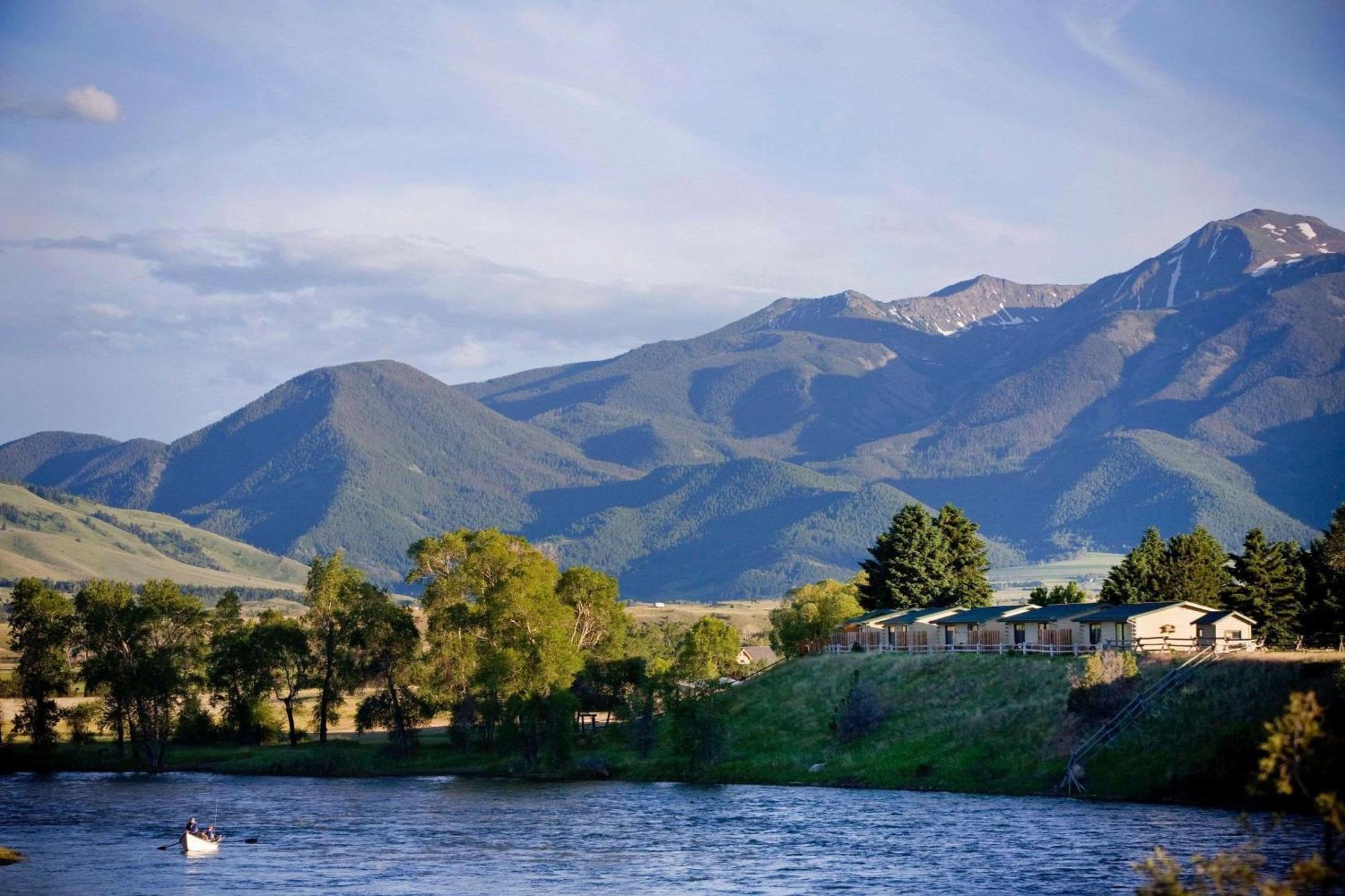 Yellowstone Valley Lodge, Ascend Hotel Collection Pray エクステリア 写真