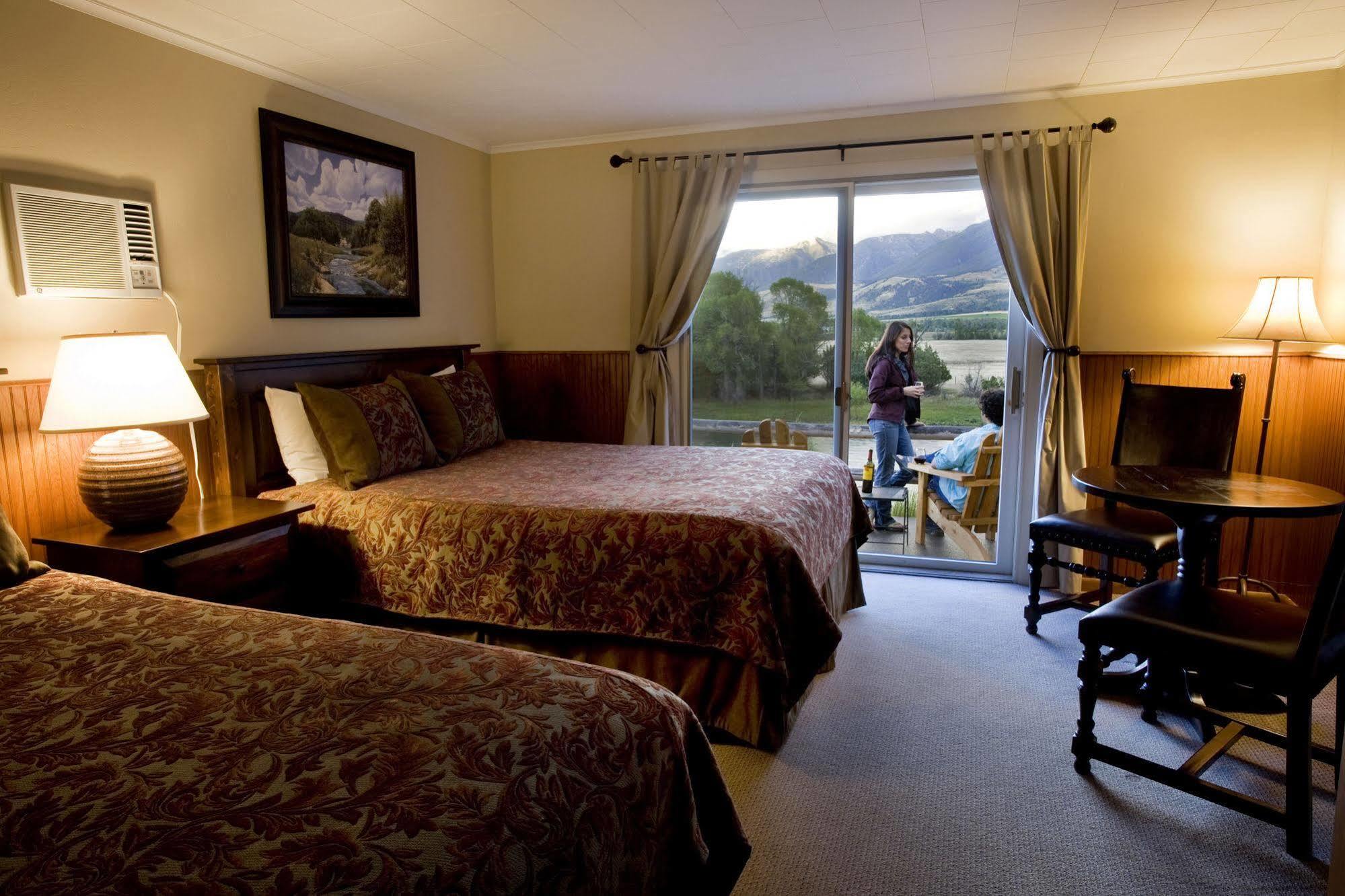 Yellowstone Valley Lodge, Ascend Hotel Collection Pray エクステリア 写真