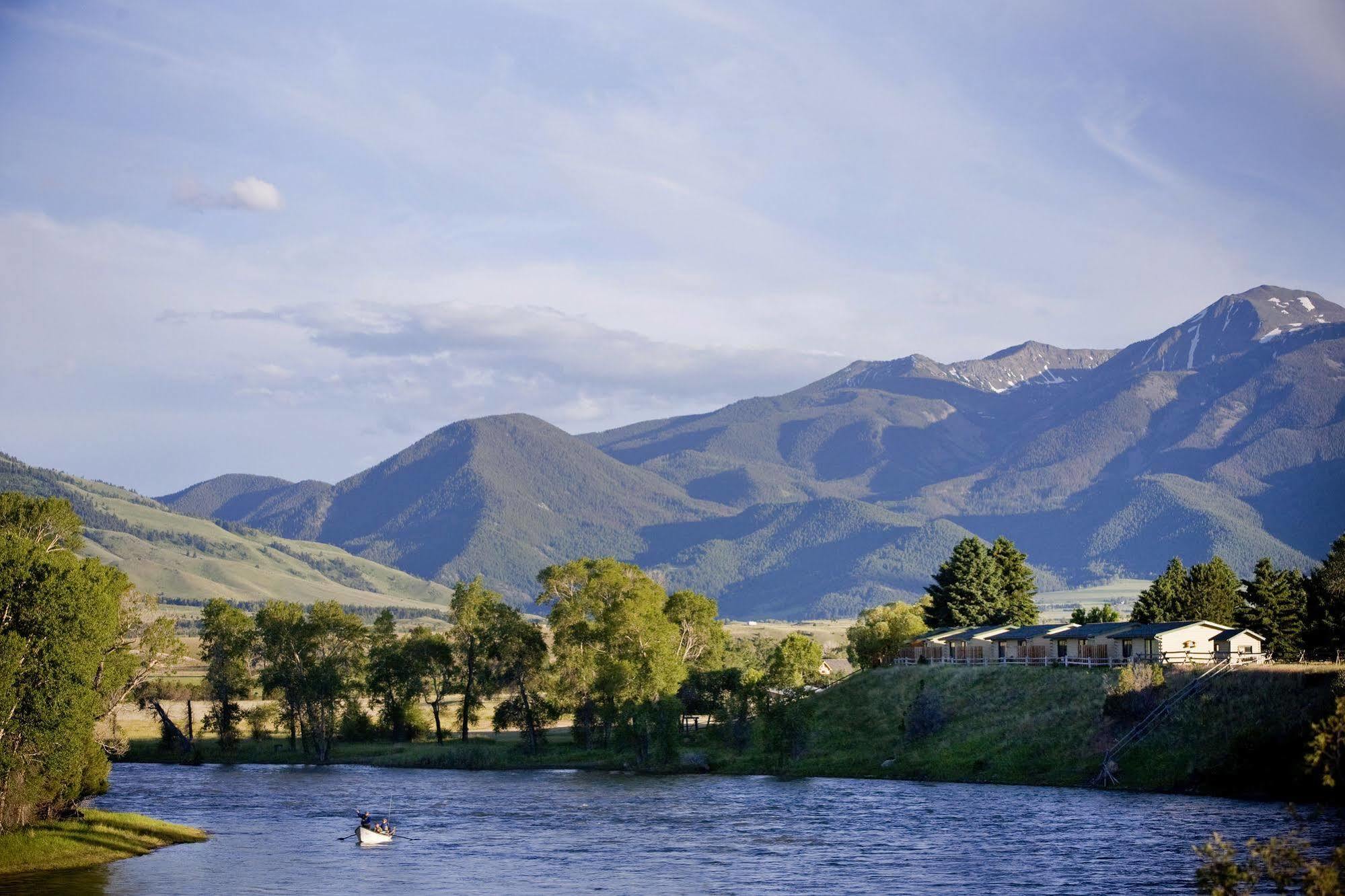 Yellowstone Valley Lodge, Ascend Hotel Collection Pray エクステリア 写真